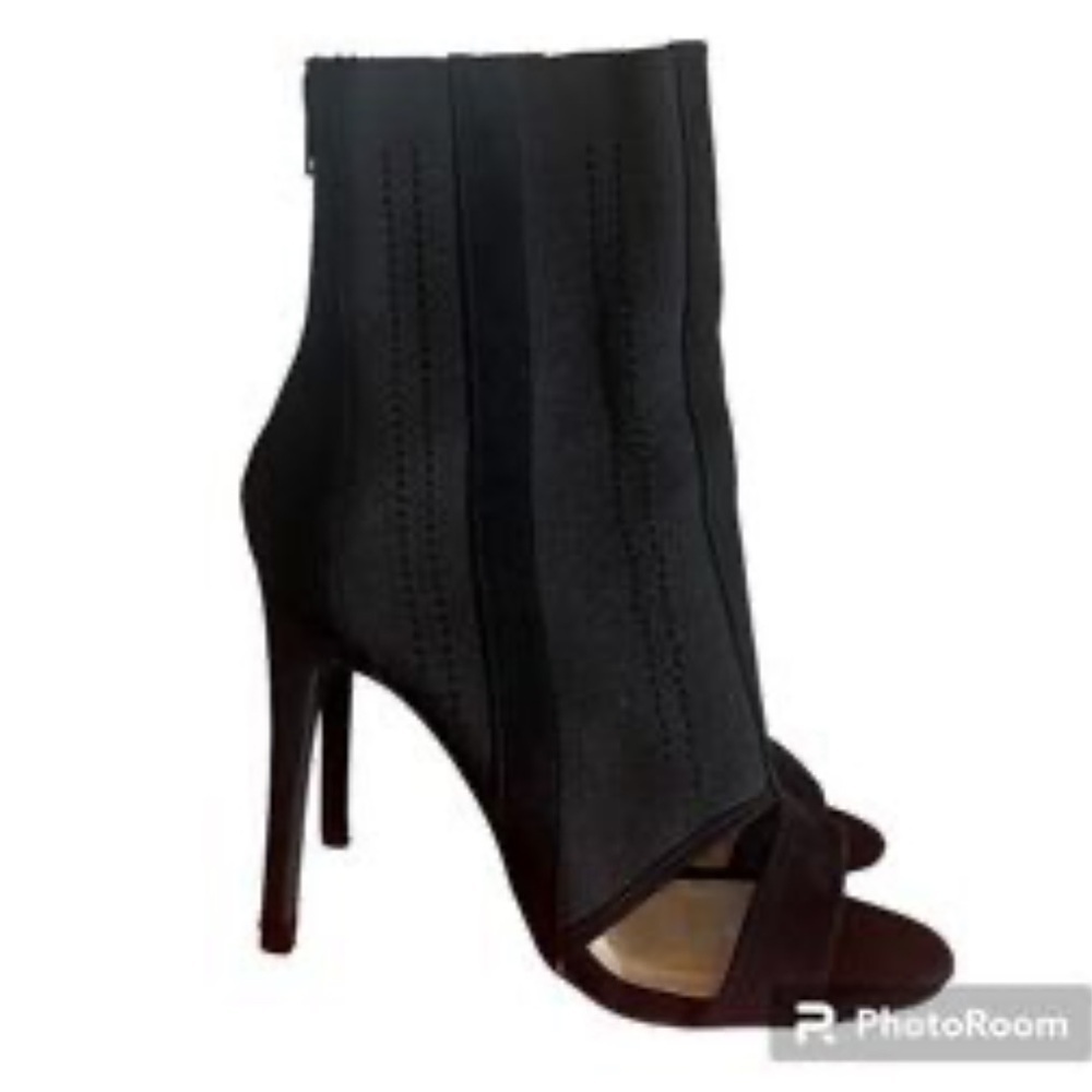 Charlotte Russe high heels faux suede open toe booties size 8
